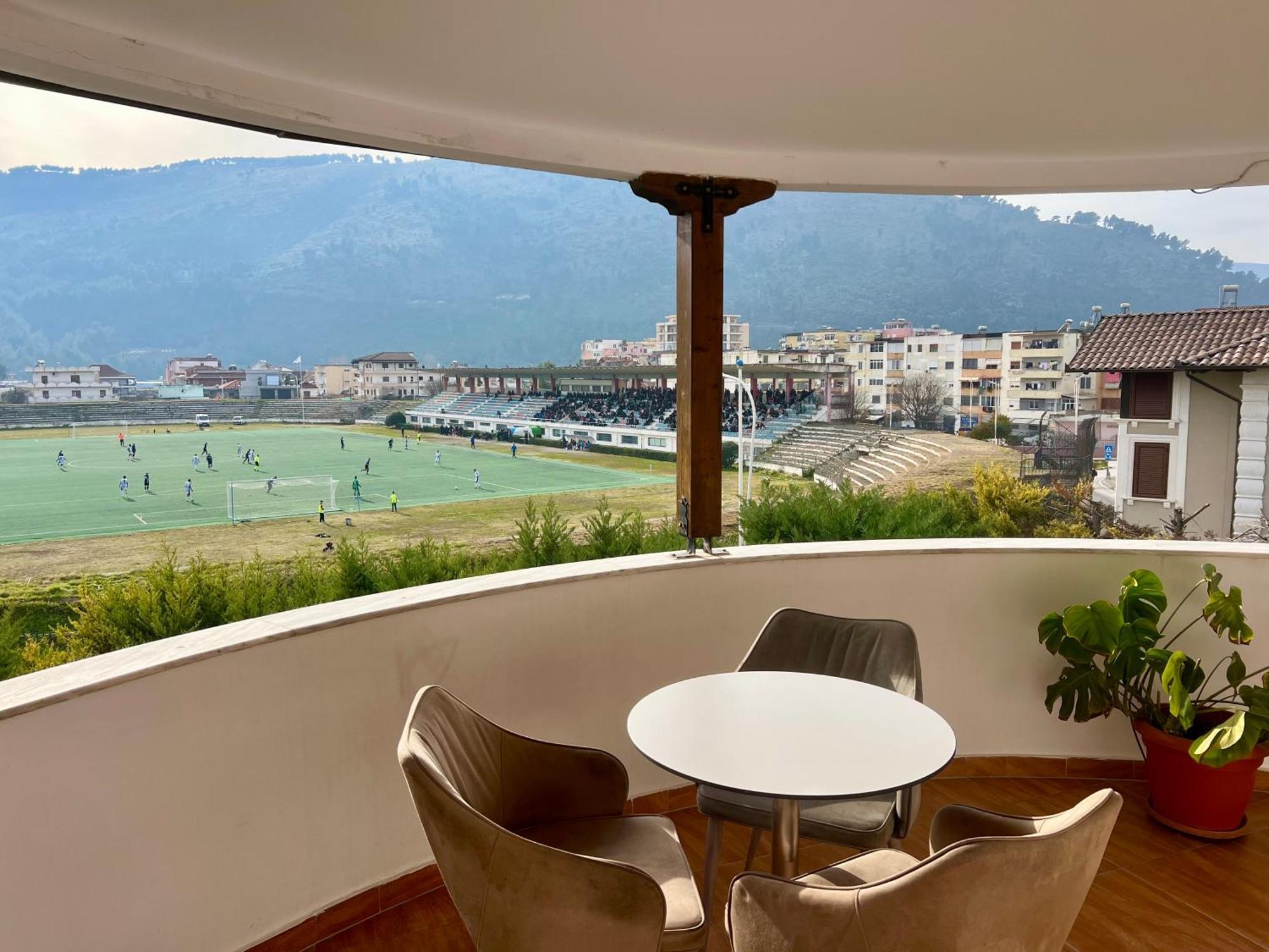 Hotel Vila Arbri Berat Exteriör bild