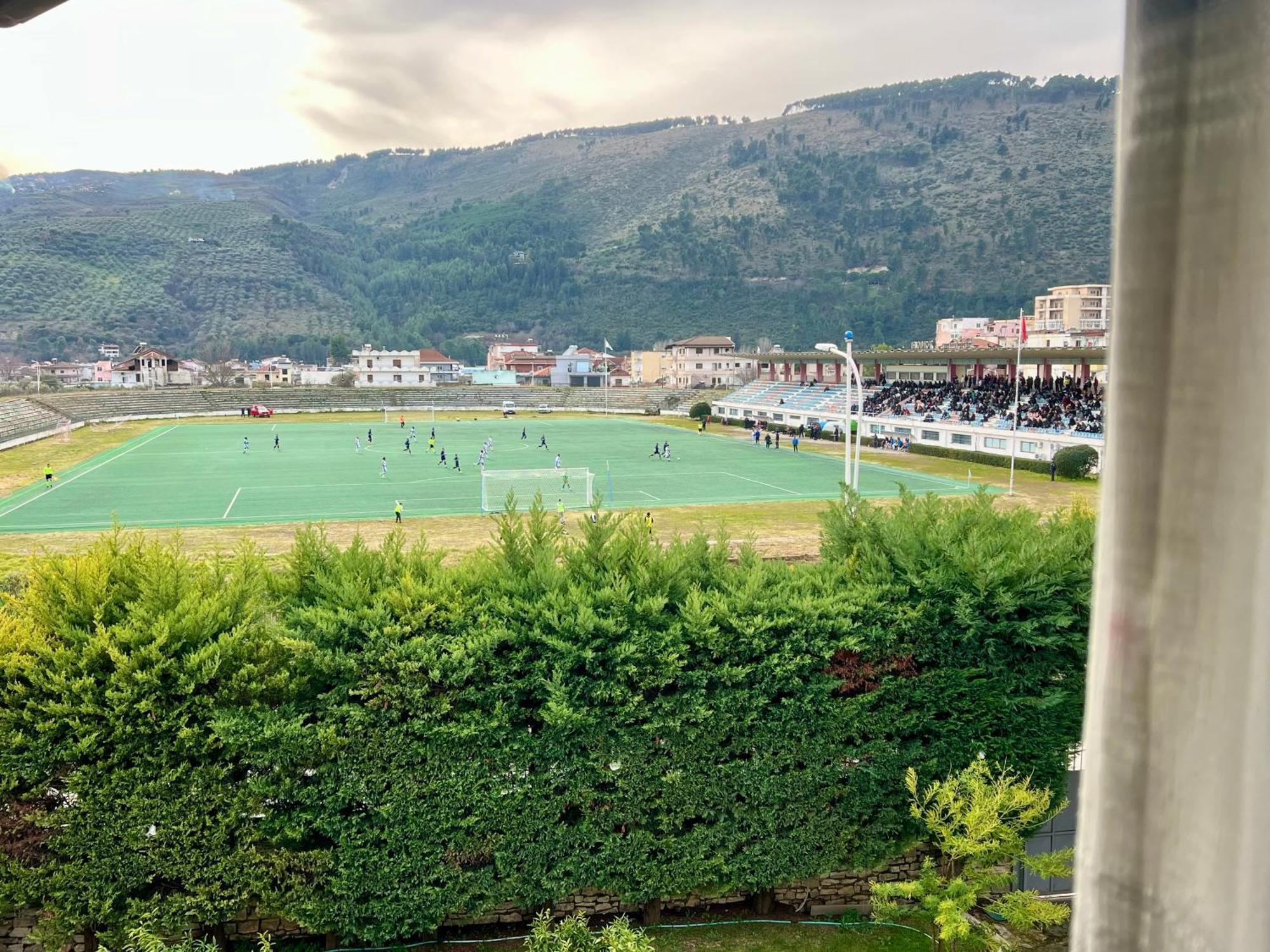Hotel Vila Arbri Berat Exteriör bild